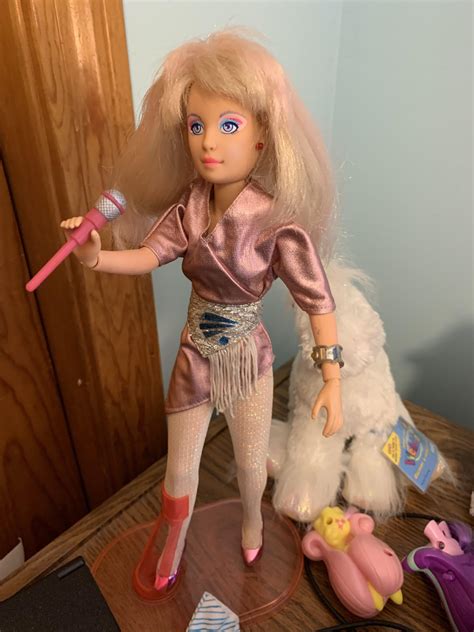 jem and the holograms dolls